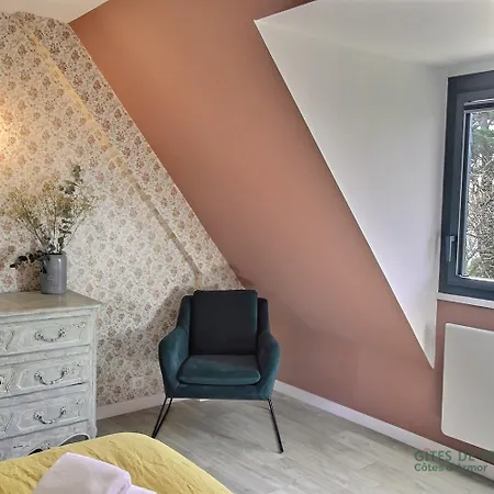 Caroline Holiday home